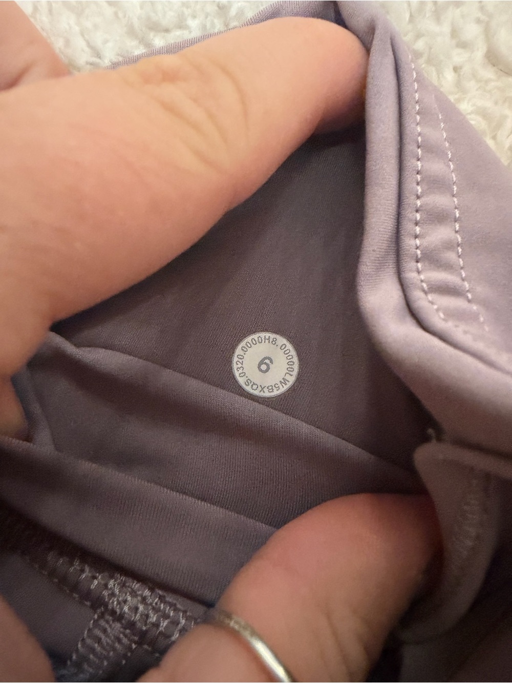 Lululemon fast and free leggings size 6 - Picture 3 of 3